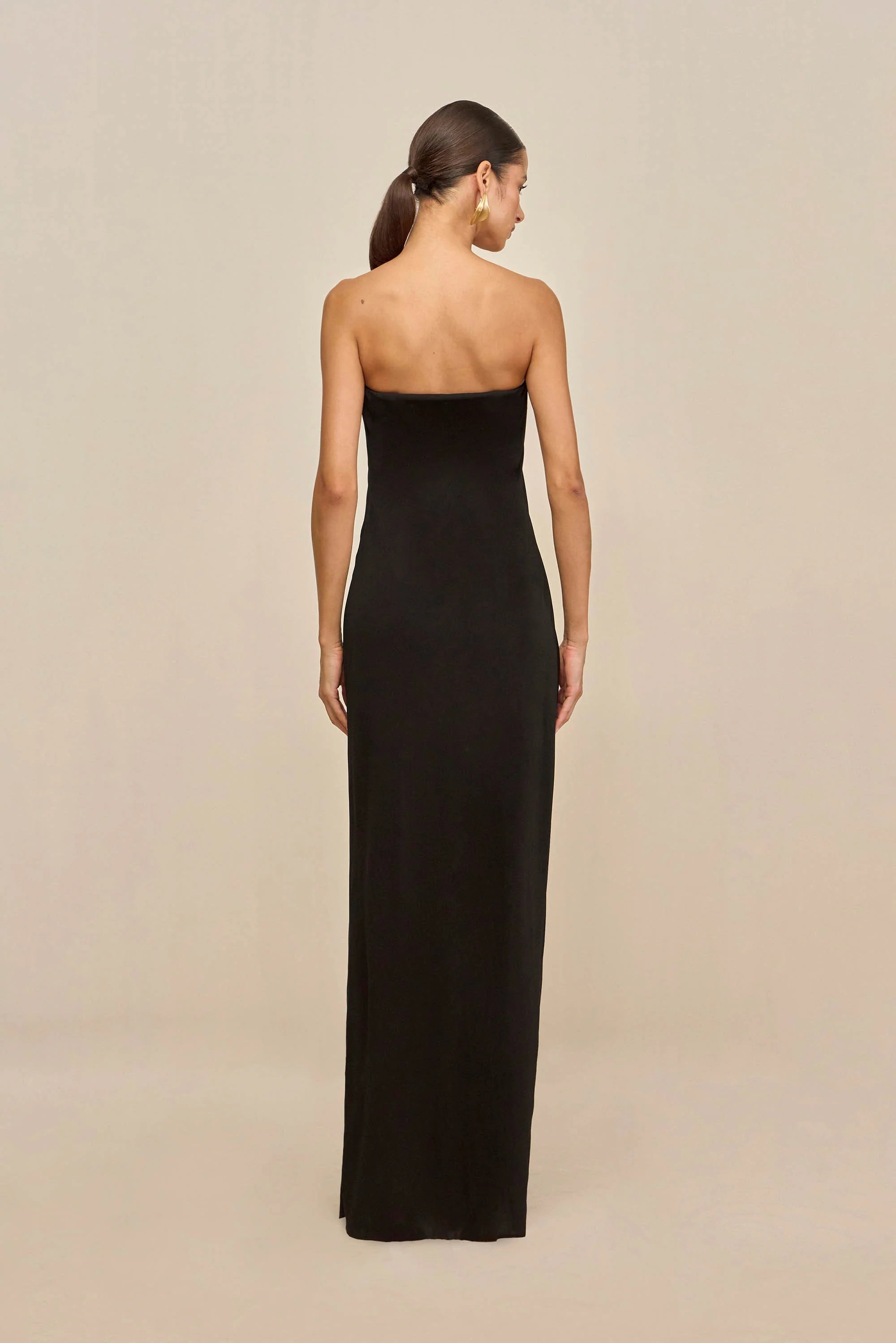 Abril Gown - Black